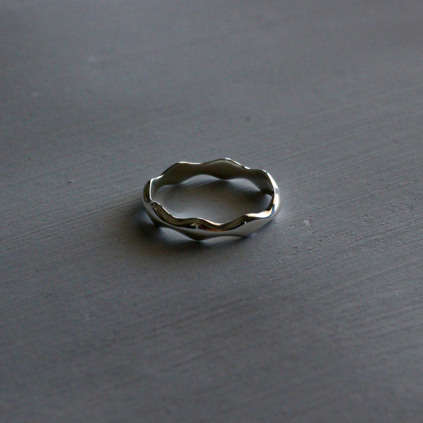 WAVE RING