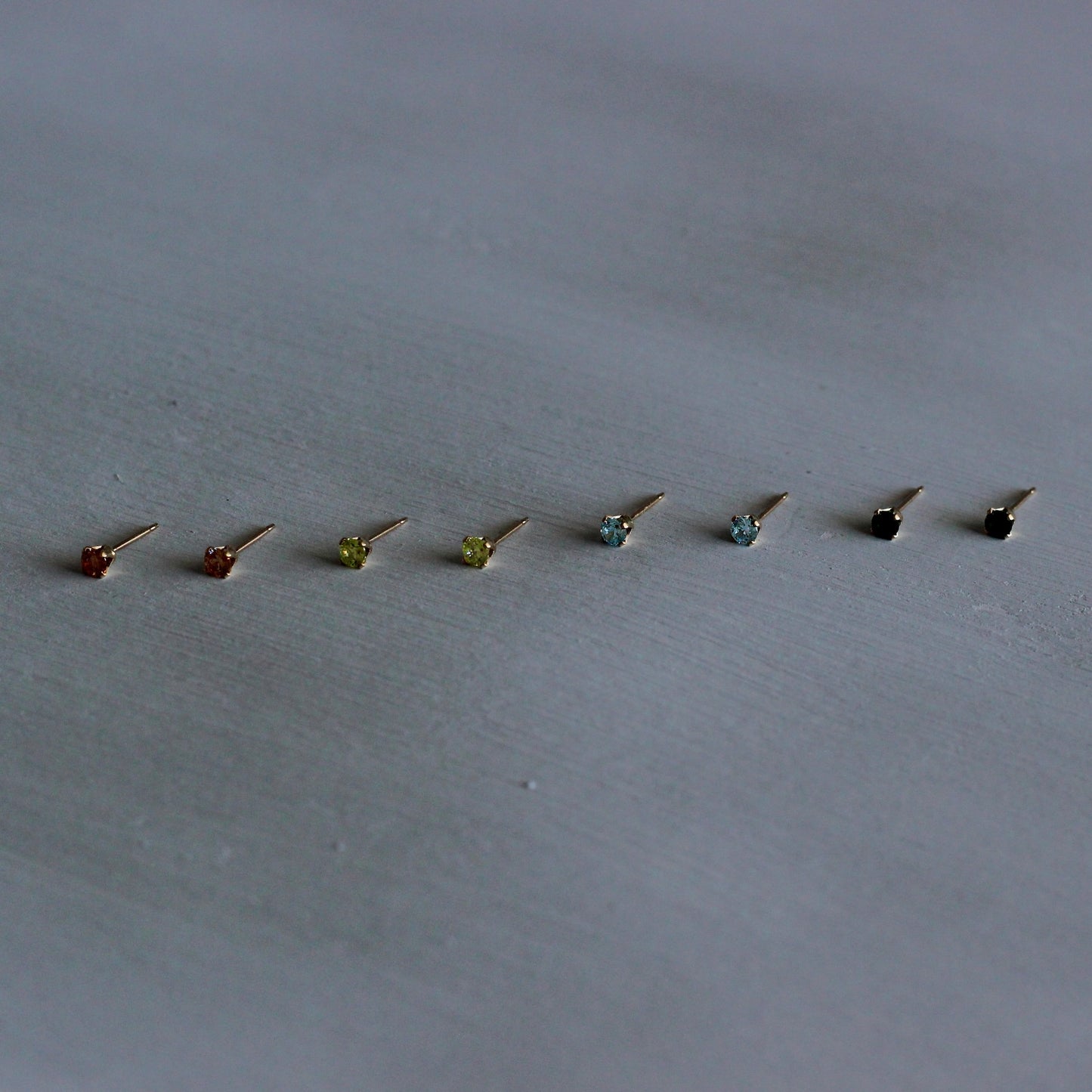 STUD EARRINGS