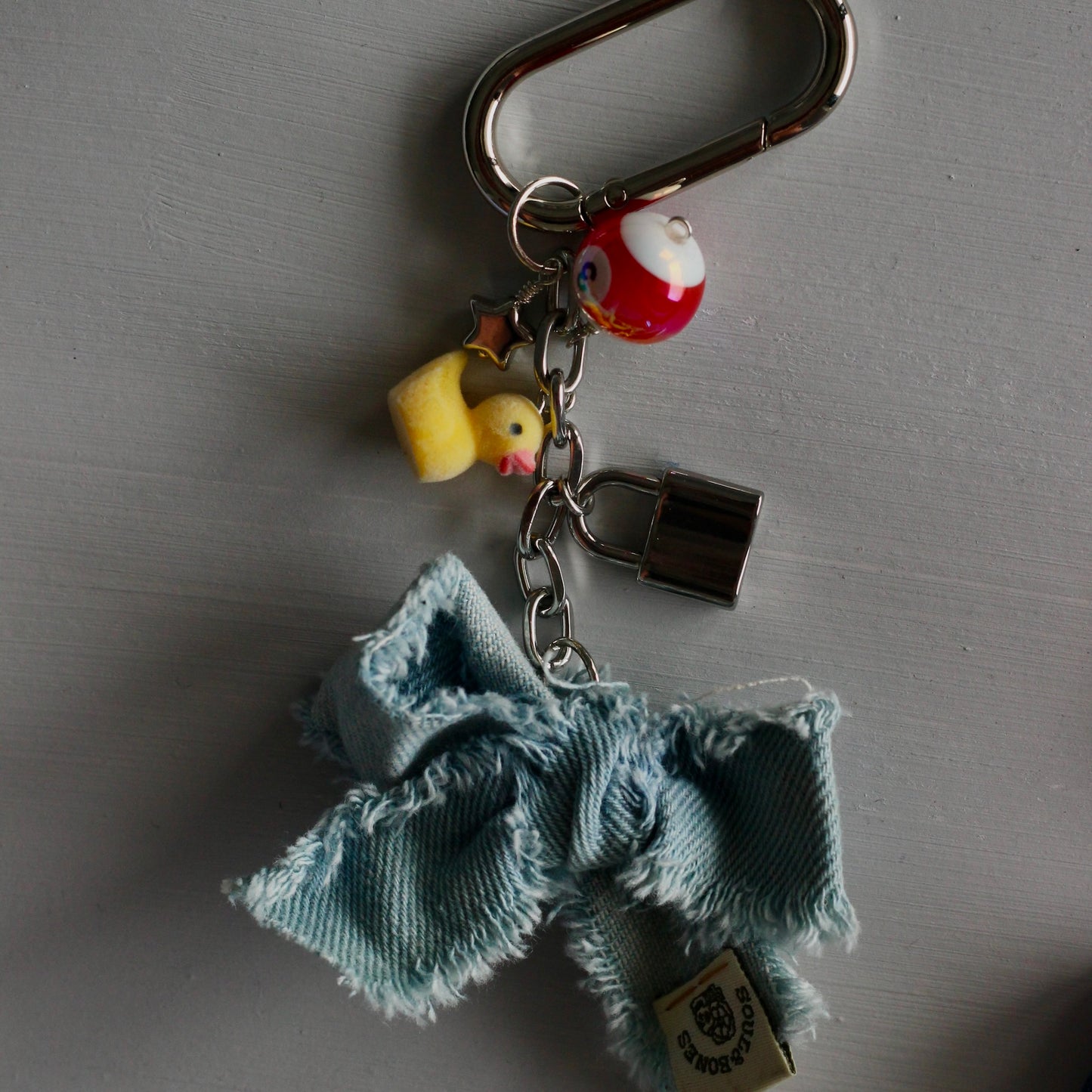 BAG CHARMS/KEYCHAINS