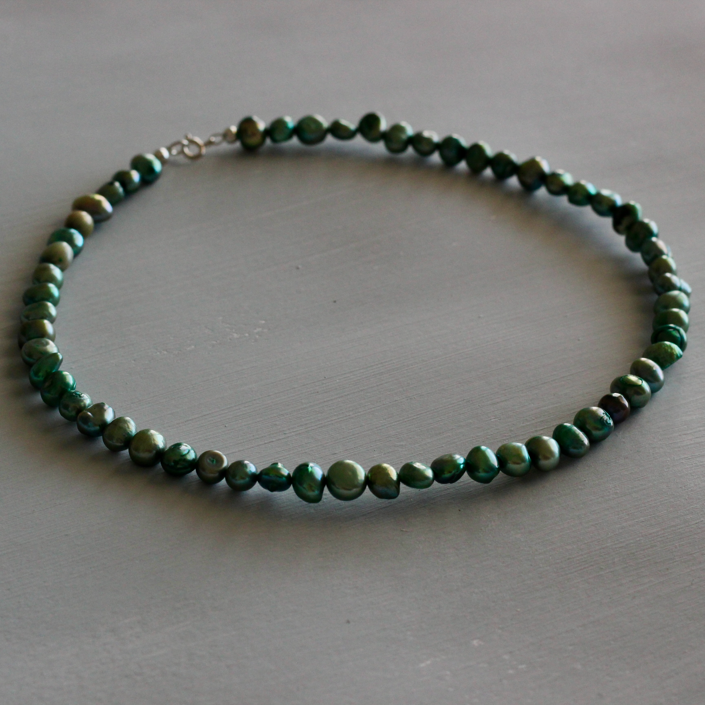 GREEN PEARL CHOKER