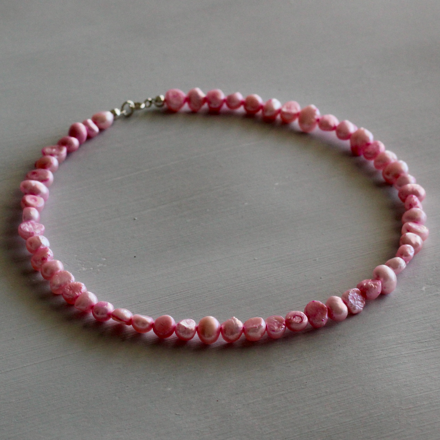 PINK PEARL CHOKER