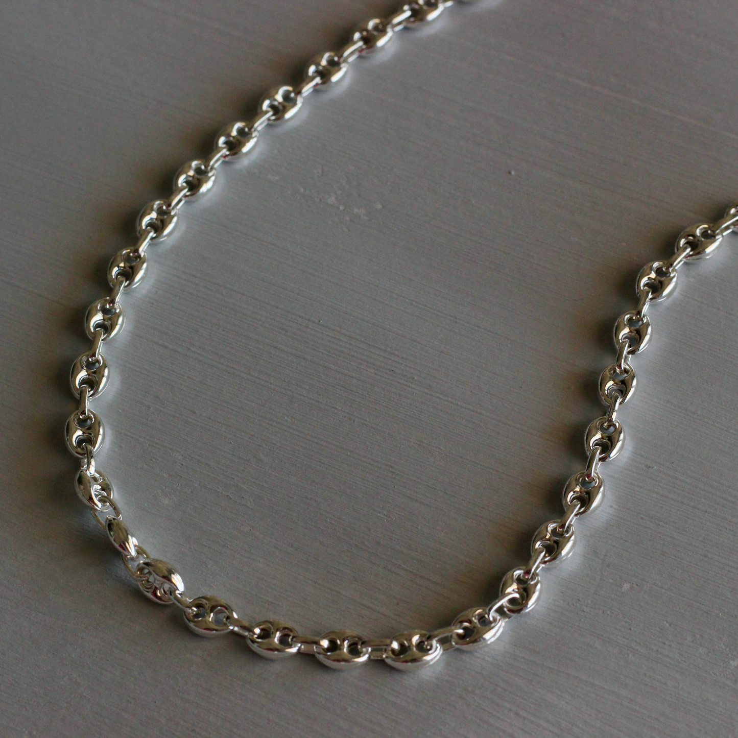 GUCCI CHAIN NECKLACE