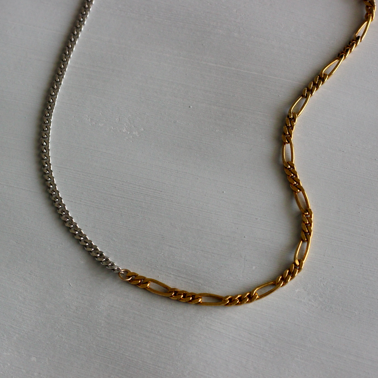 FIGARO TWO TONE NECKLACE